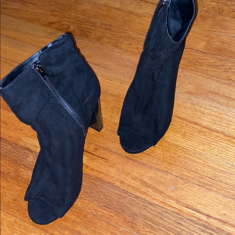 Peep Toe booties